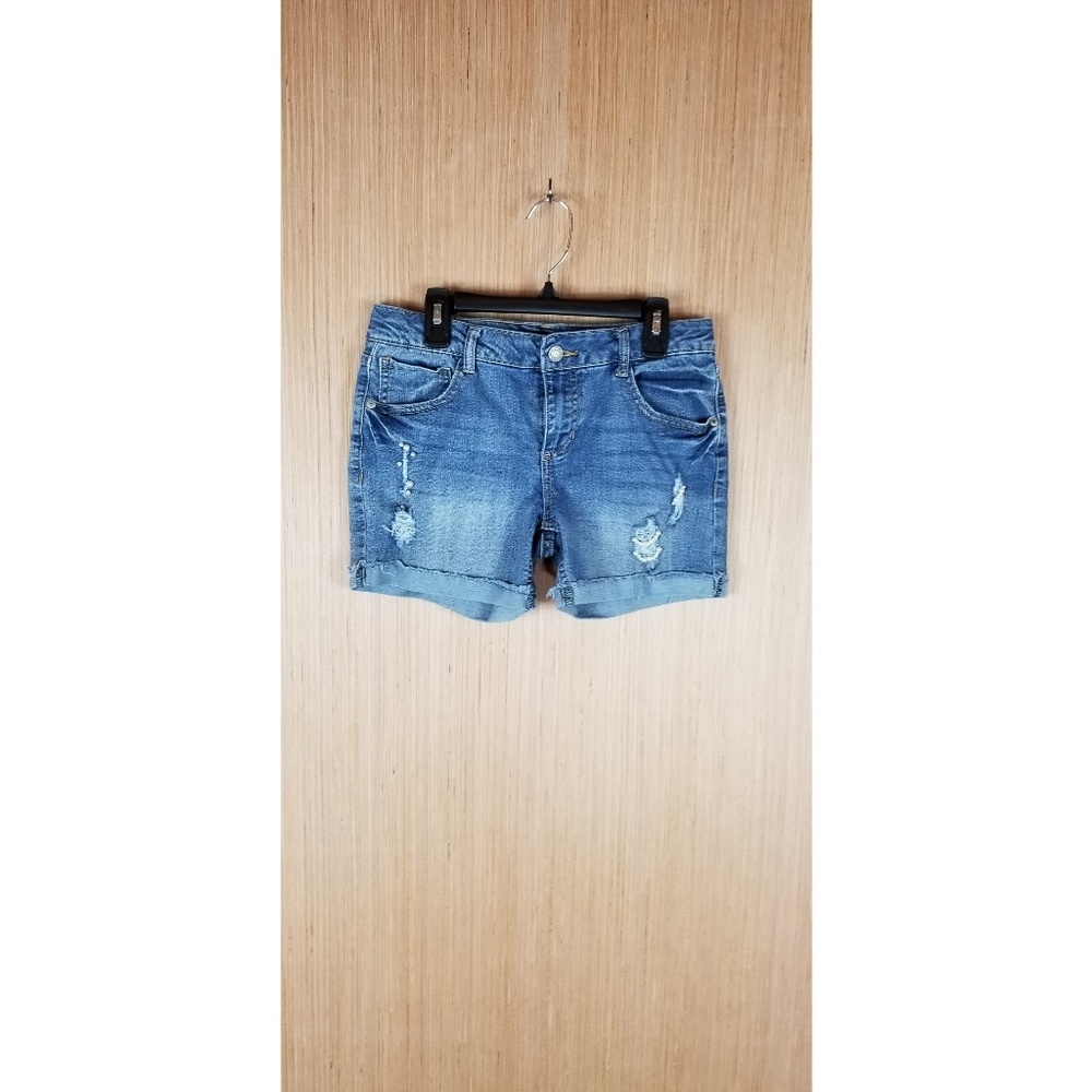 SOLD Big Girl Denim Shorts. Size 14.